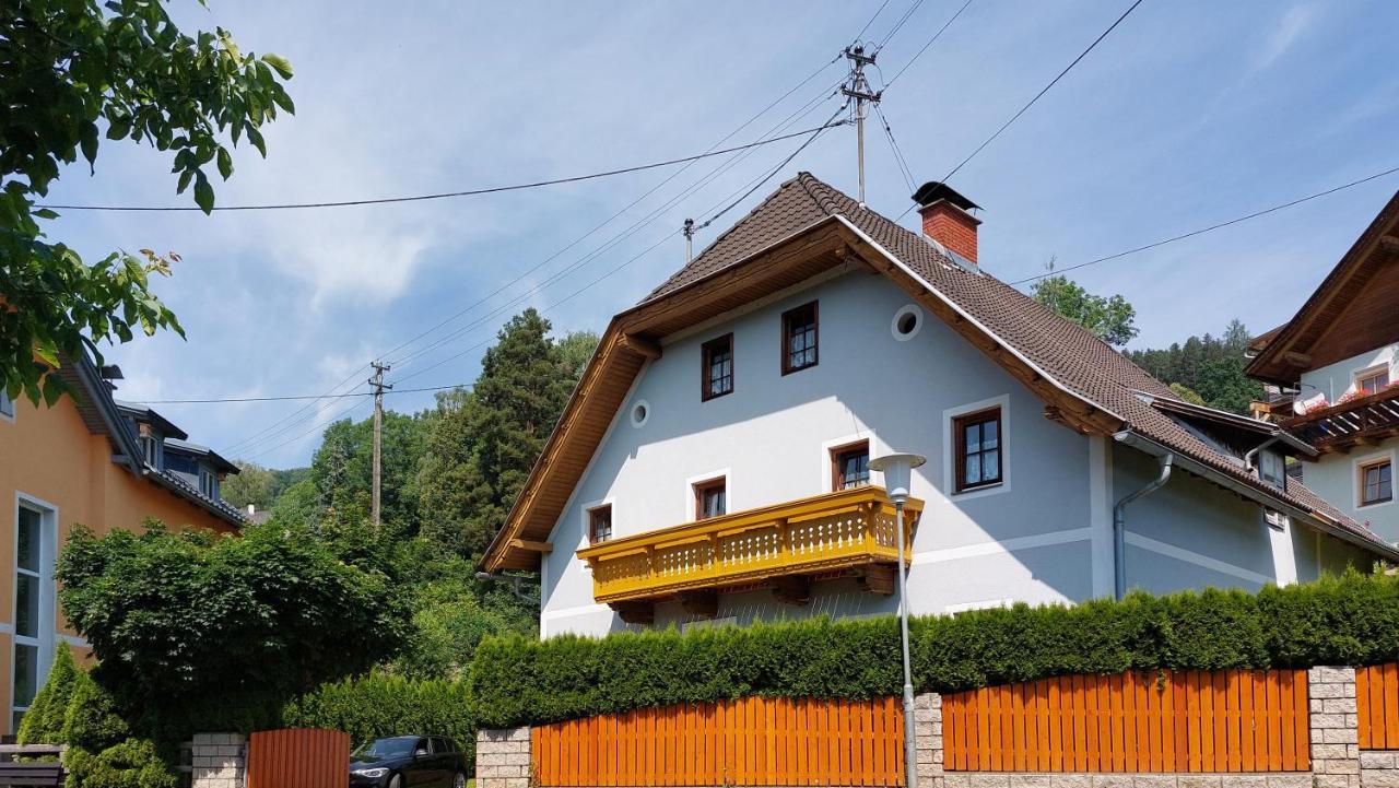 Malerisches Bauernhaus Lieserhofen Extérieur photo